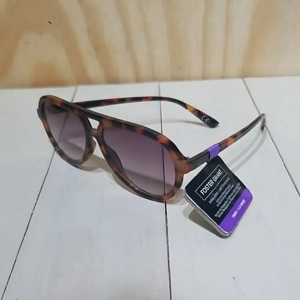 New, Unisex Sunglasses Foster Grant Brown Tort, 100% UVA-UVB Lens Protected